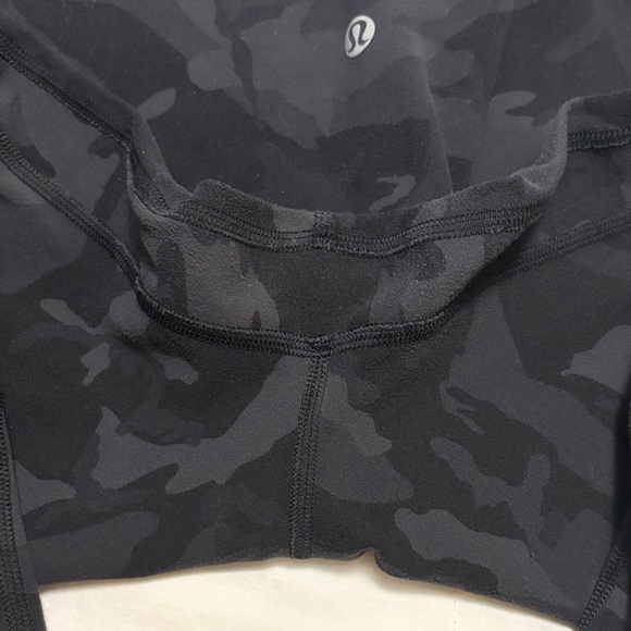 lululemon athletica Camo Leggings - Black and Gray - Picture 4 of 5
